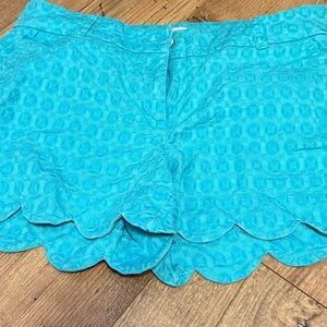 Crown & Ivy Turquoise Scalloped Shorts